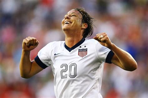 Abby Wambach new world record holder! 160 goals | Abby wambach, Womens ...