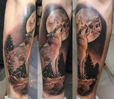 Tattoo wolf howling at the moon - Tattooimages.biz