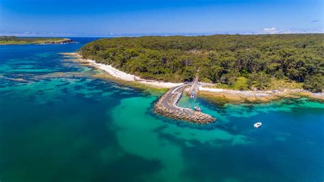 Just around the corner from Murrays Beach you can find Murrays Beach Boat Ramp. Always a busy ...