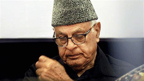 CBI questions Farooq Abdullah in cricket association scam