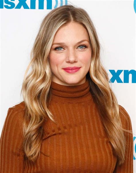 TRACY SPIRIDAKOS at SiriusXM in New York 04/23/2019 – HawtCelebs