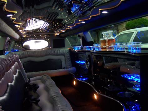 Chicago Chrysler 300 Limo - Chicago Chrysler 300 Limousine