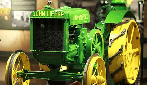 Vintage John Deere Tractor and Engine Museum