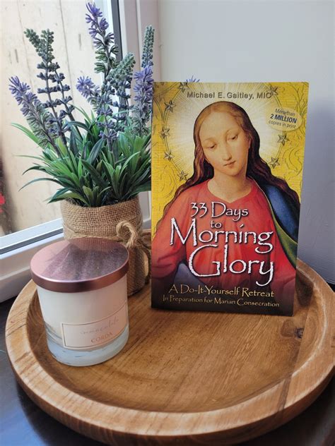 33 Days to Morning Glory – Joyful Mysteries