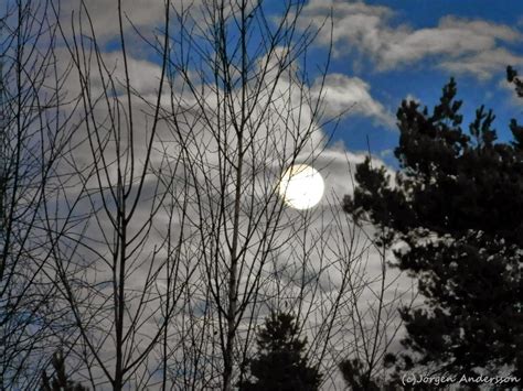 RETRO KIMMER'S BLOG: FULL HARVEST MOON WITH PARTIAL LUNAR ECLIPSE ...