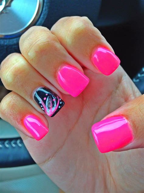 50+ Beautiful Pink and Black Nail Designs 2017