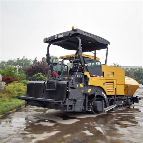 China Road Paving Machine XCMG RP753 25FT Width Asphalt Paver Price ...