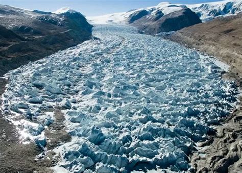 The Tibetan Plateau: A Solution to the Global Climate Crisis - Central ...