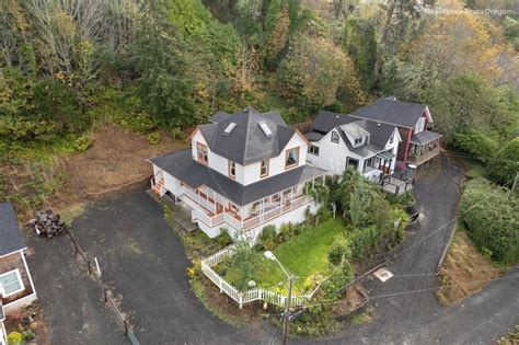 See inside “The Goonies” house that's for sale - oregonlive.com