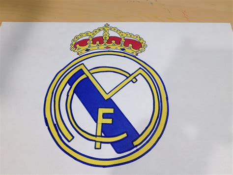 Real Madrid Logo Drawing at GetDrawings | Free download