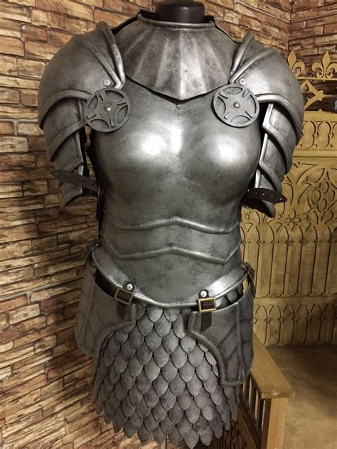 Medieval Full Plastic Body Female armor with Scalemail skirt | Etsy