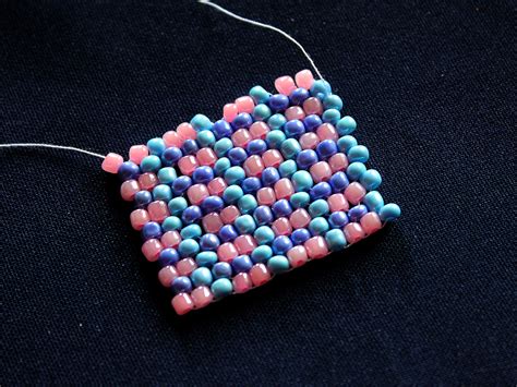 How to Do Peyote Stitch: 13 Steps (with Pictures) - wikiHow