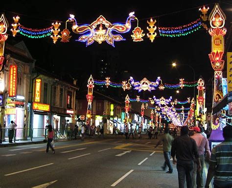 “Deepavali (Diwali) Festival of Lights Celebration in Singapore ...