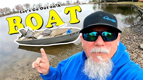 Fishing on a Jon Boat - YouTube