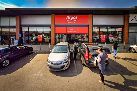 Argos store in Derbyshire town to close and move into Sainsbury's - Derbyshire Live