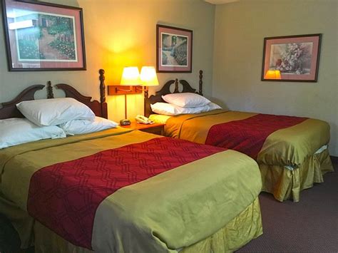 AMERICAS BEST VALUE INN CALERA - Hotel Reviews (AL)