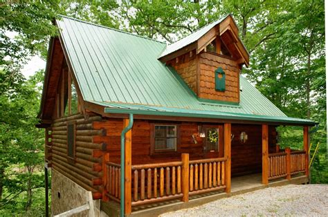 Smoky Mountains, Tennessee: A Memorable Destination - Pigeon Forge Cabins - Gatlinburg Cabins ...