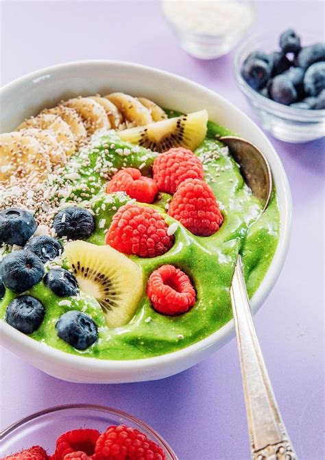 Epic Green Smoothie Bowl | Live Eat Learn