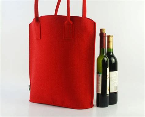 50%OFF New Year Gift Filz Beutel Schultasche von Filzkraft auf Etsy Wine Tote Bag, Wine Gift Bag ...
