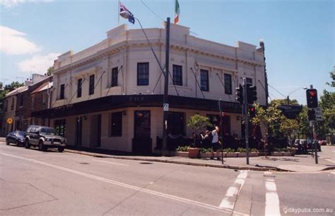 Trinity Bar Hotel in Surry Hills (Sydney)