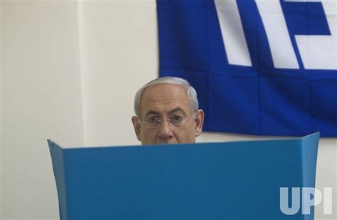 Photo: Israel's Prime Minister Netanyahu Votes In Israel ...