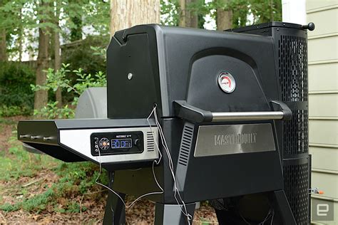 Masterbuilt Gravity Series 560 review: A versatile smart charcoal grill