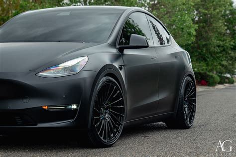 AG Luxury Wheels - Tesla Model Y AGLuxury AGL54 Forged Wheels