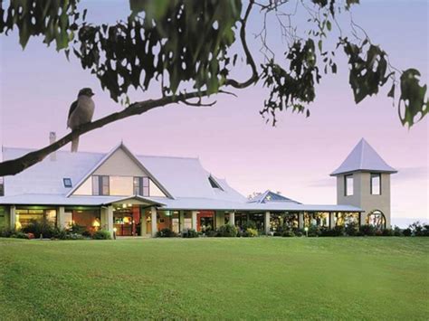 Mercure Lake Macquarie Raffertys Resort | Discover NSW