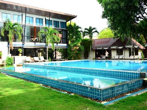 Phi Phi Villa Resort in Koh Phi Phi - Room Deals, Photos & Reviews