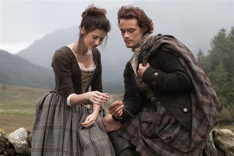 Outlander lanza un pequeño avance del trailer de su tercera temporada - Series Adictos