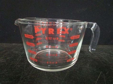 3 - Pyrex Measuring Cups - Oberman Auctions