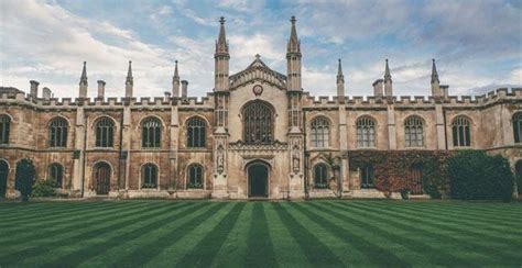 History of Cambridge University | Small World