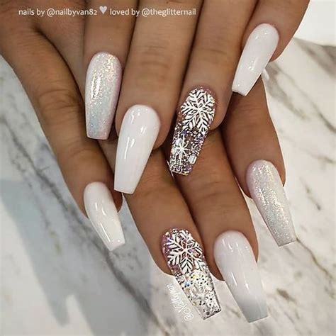 40 Awesome Acrylic Nail Designs for Winter 2022 | Xuzinuo | Page 25