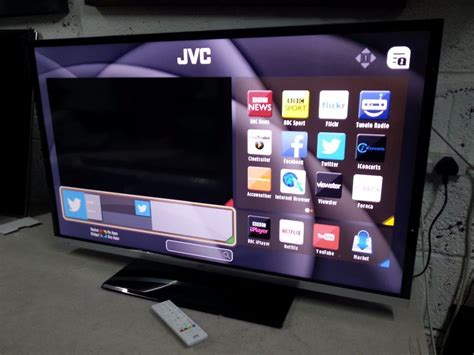 JVC LT-40C755 Smart 40" LED TV with Built-in DVD Player & Freeview With ...