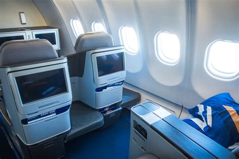 Review: Lufthansa Airbus A330 Business Class | milesopedia