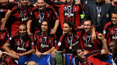 2007: El Milan vence a un Sevilla apenado | Supercopa de la UEFA | UEFA.com