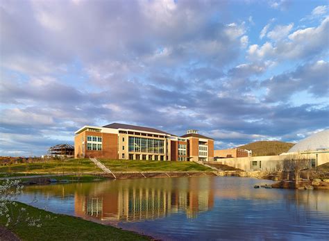 Liberty University Library + Academic Commons - VMDO Architects