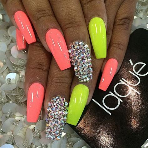 15 Summer Neon Nail Designs You Will Love