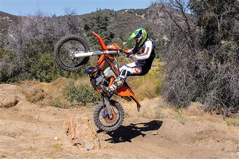 EXTREME RIDING TIPS: THE SPLAT - Dirt Bike Magazine