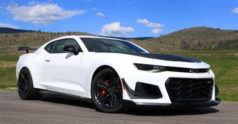 2018 Chevrolet Camaro ZL1 1LE review: ratings, specs, photos, price and more - Roadshow