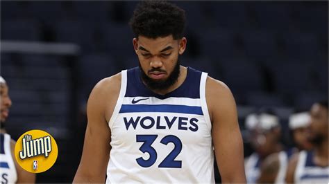 Karl Anthony Towns Injury / Karl Anthony Town To Miss 2 3 Weeks With Fractured Wrist : Find out ...