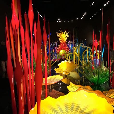 Chihuly Garden and Glass Museum in Seattle, WA (15 Photos)