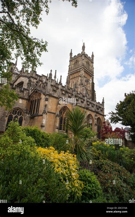 Cirencester abbey grounds hi-res stock photography and images - Alamy