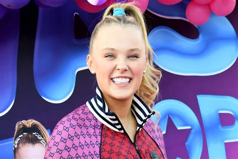 JoJo Siwa Net Worth: Business, Career & Lifestyle [2024 Update]