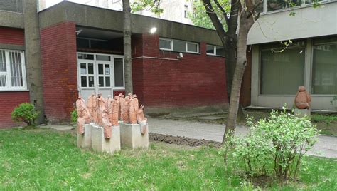 The Decorated School: Sculpture in Schools - What does it do?