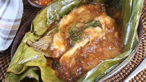 Resep Brengkes Ikan Patin Tempoyak khas Palembang - Lifestyle Fimela.com