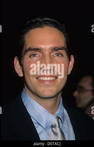 THE THIN RED LINE JIM CAVIEZEL, JAMES CAVIEZEL TRLI 007 Stock Photo - Alamy