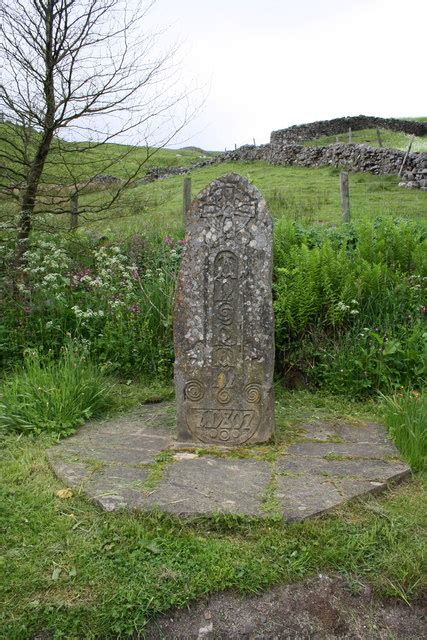 'Celtic Cross', Angram © Roger Templeman cc-by-sa/2.0 :: Geograph Britain and Ireland