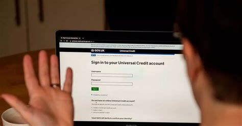 11 reasons why DWP Universal Credit claimants have money deducted from payments - Glasgow Live