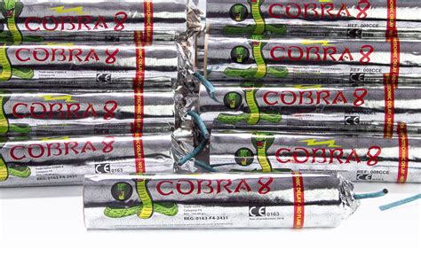 Cobra 8 Firecracker - inMart pyro